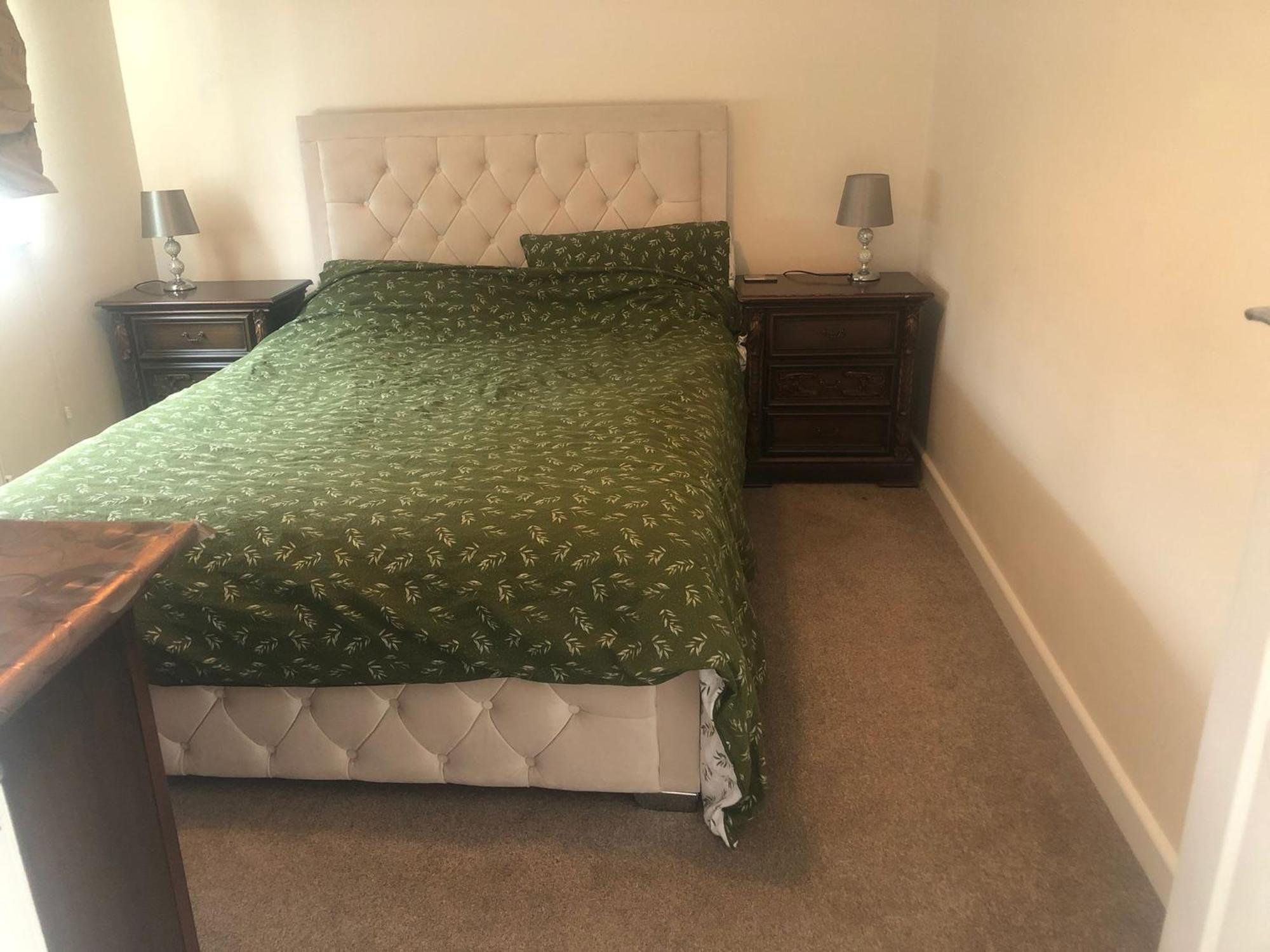 Entire Guest Suite With Gated Property Broad Blunsdon 外观 照片